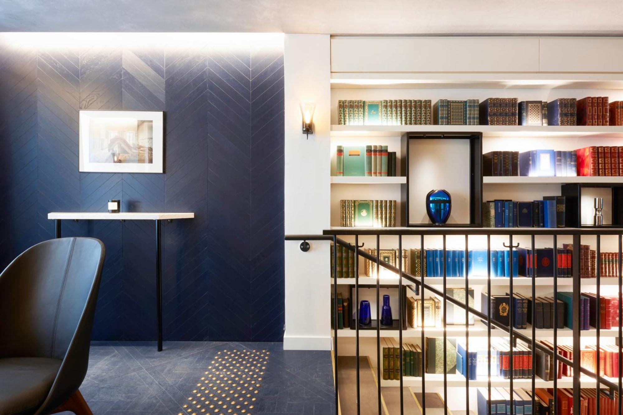 Perpetual Elysee Montaigne Paris Exterior foto